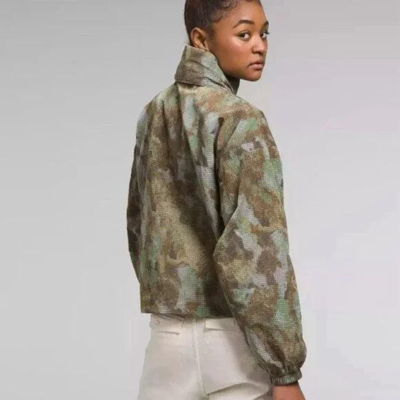 The North Face Women's M66 Hooded Utility Wind Jacket Almond Butter Evol XXL NWT - Picture 4 of 9